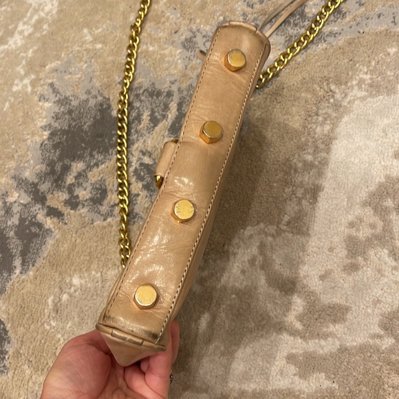 Rebecca Minkoff Nude/ Camel cross body bag with gold hardware - Picture 5 of 7